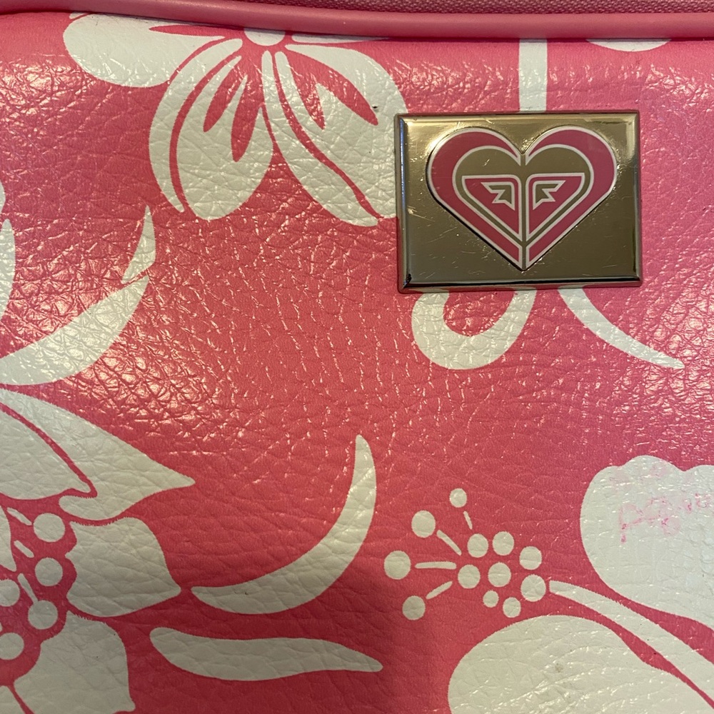 Pink Roxy lunch box - Picture 3 of 7